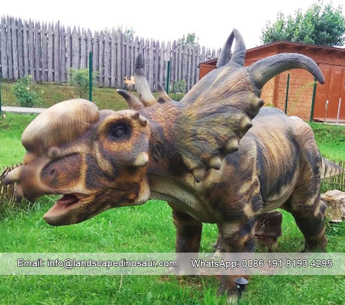 Full Size Dinosaur Statue -02 Full Size Dinosaur Statue -02